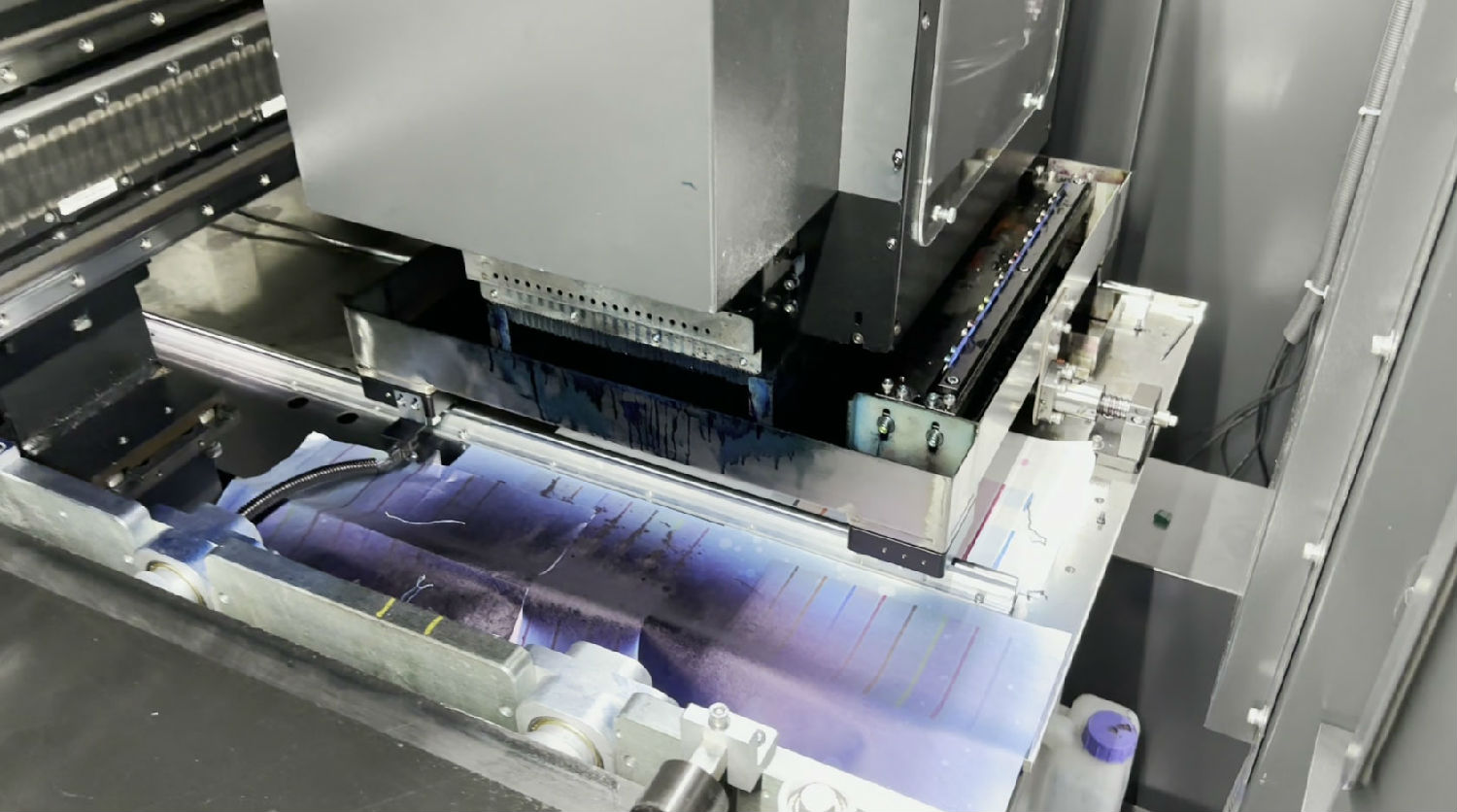 直(zhí)噴數碼(ma)印花機(ji)如何抽(chou)取廢墨(mò)?